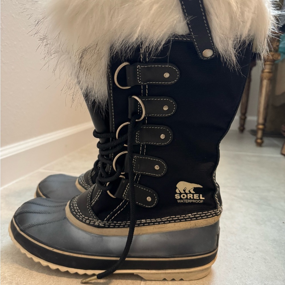 Sorel Celebration Boot Black Winter Boots with White Fur